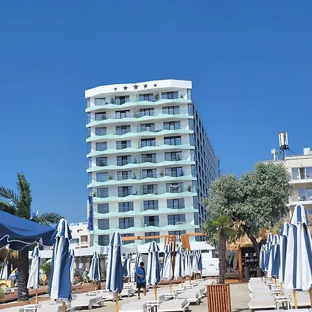 Mamaia Nord Noble Apartman *